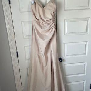 Revelry Rory Crepe Gold Champagne size 10 bridesmaid dress!